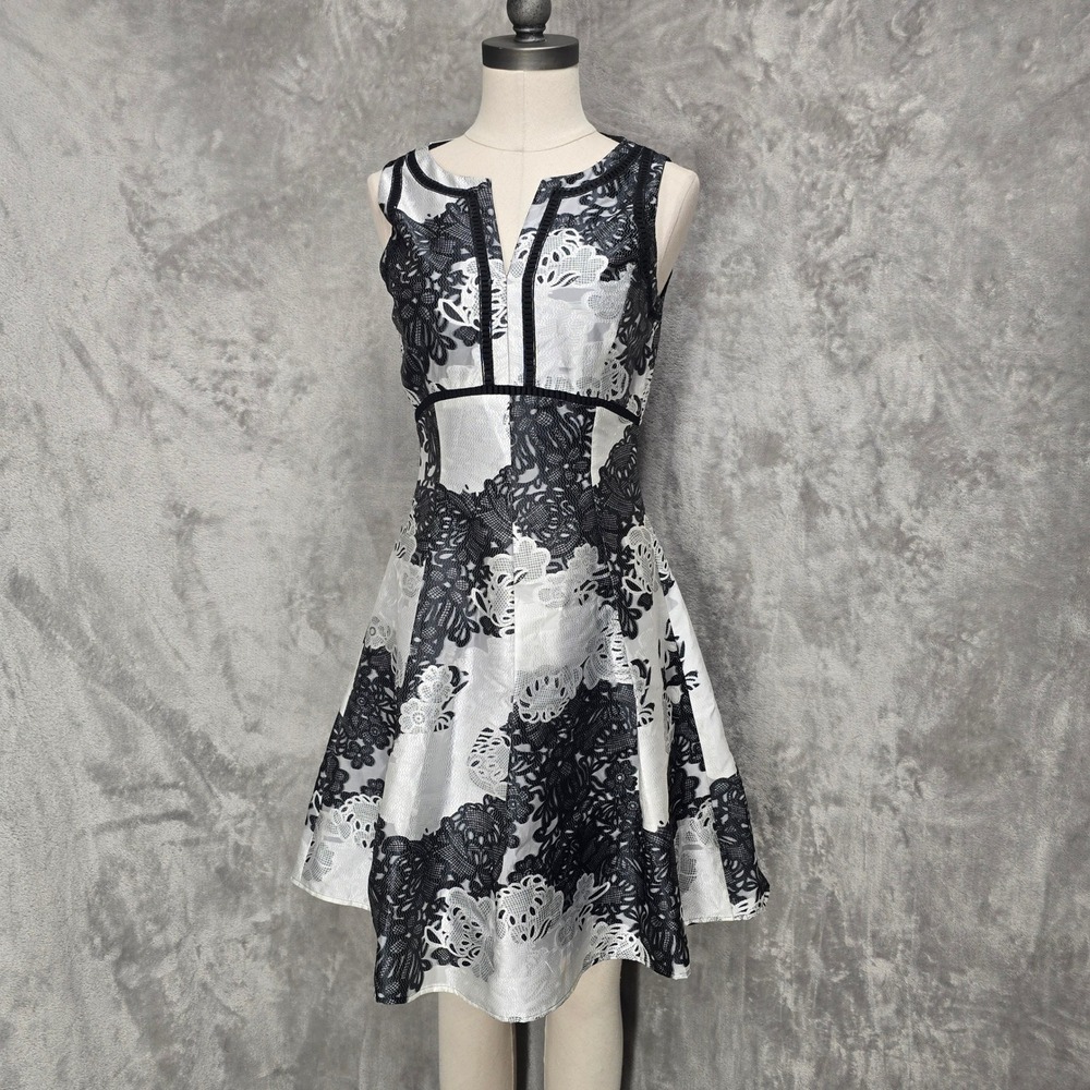 Antonio Melani Dress Womens 2 Black‎ White Floral Jacquard Fit Flare Sleeveless